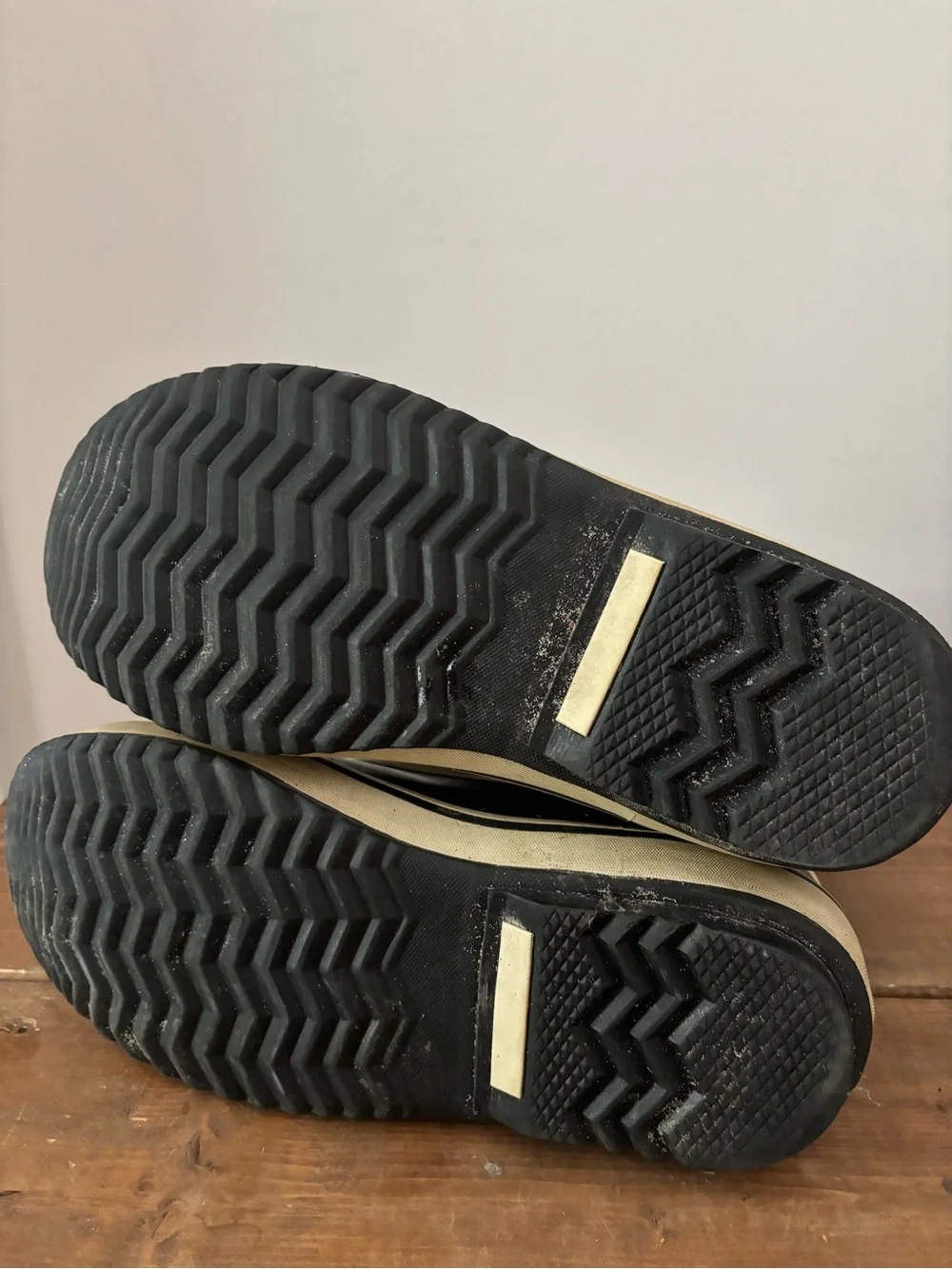 Sorel black winter